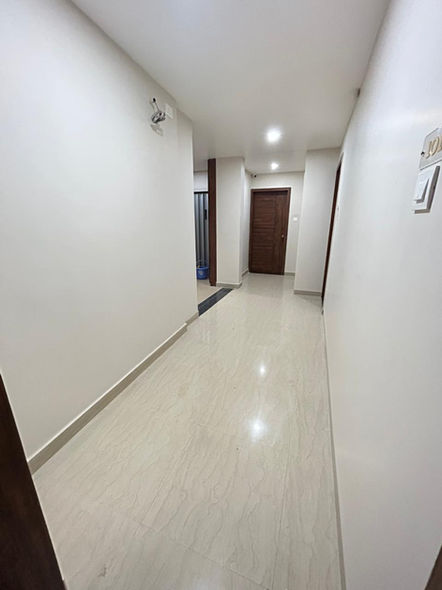 Hotel Darshan Grand Darshan Lobby.jpeg