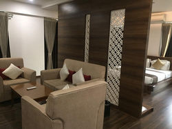 Hotel 3 Leaves - Suite Room
