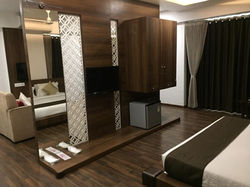 Suite Room (6)