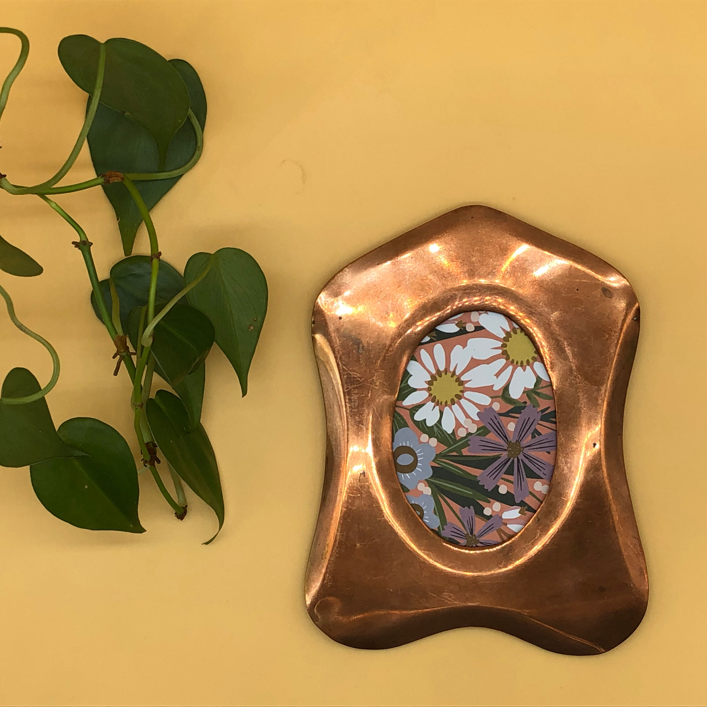 Cadre cuivre antique