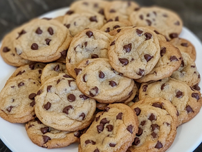 Warm and Gooey: Microwave Chocolate Chip Cookie Recipe