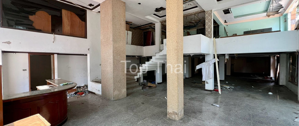 Hotel / Resort (Commercial Property)