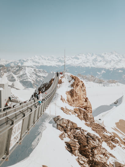 Cómo visitar el Glacier 3000: El puente colgante en los Alpes Suizos