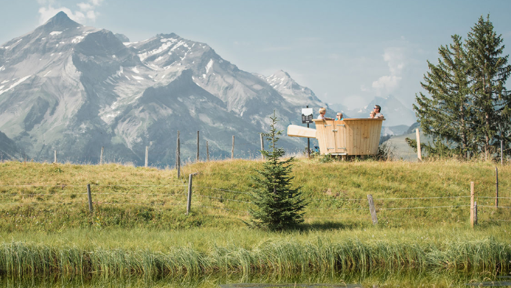 fondue en gstaad, suiza. Switzerland