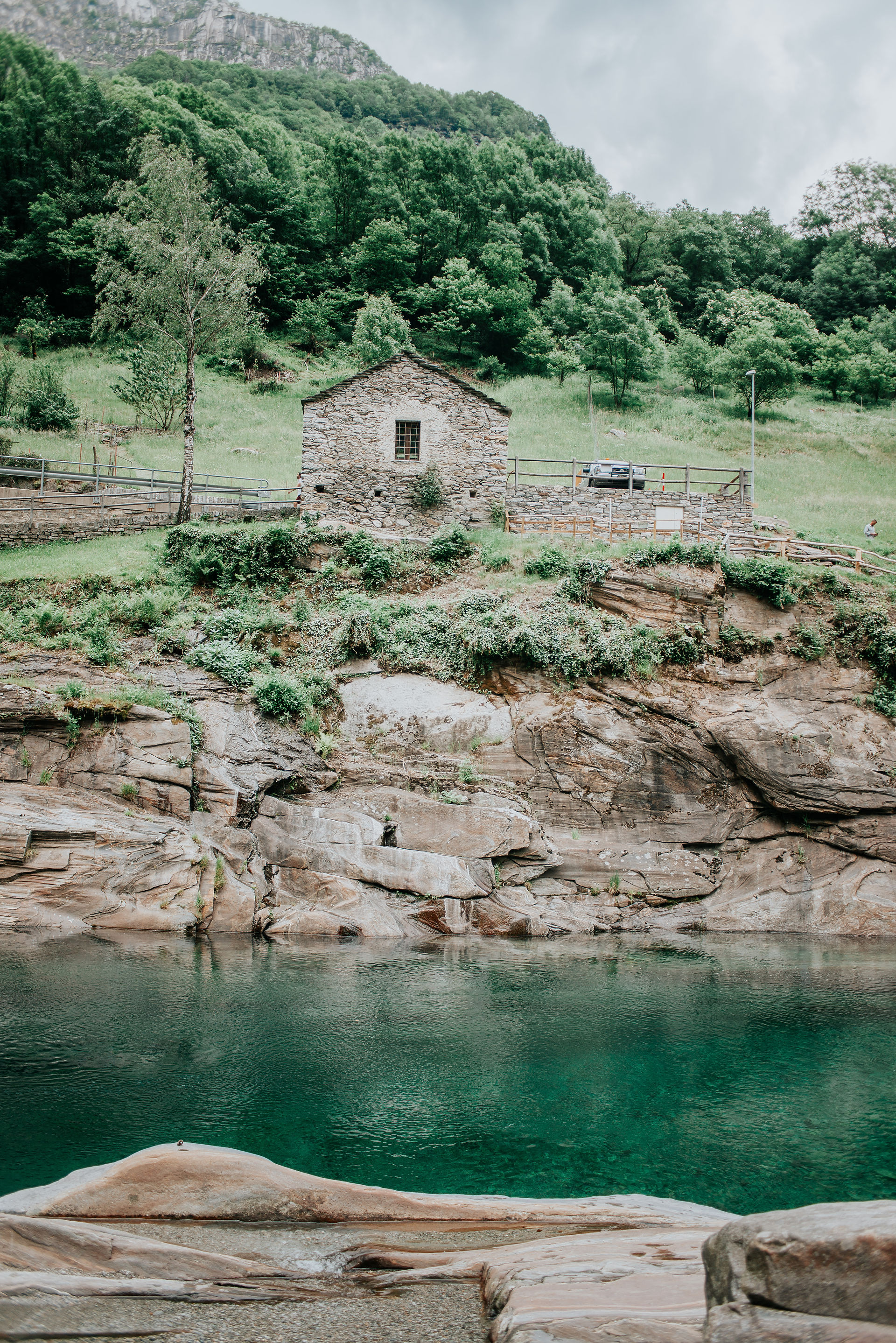 El valle verzasca un lugar que ver en Ticino al sur de suiza