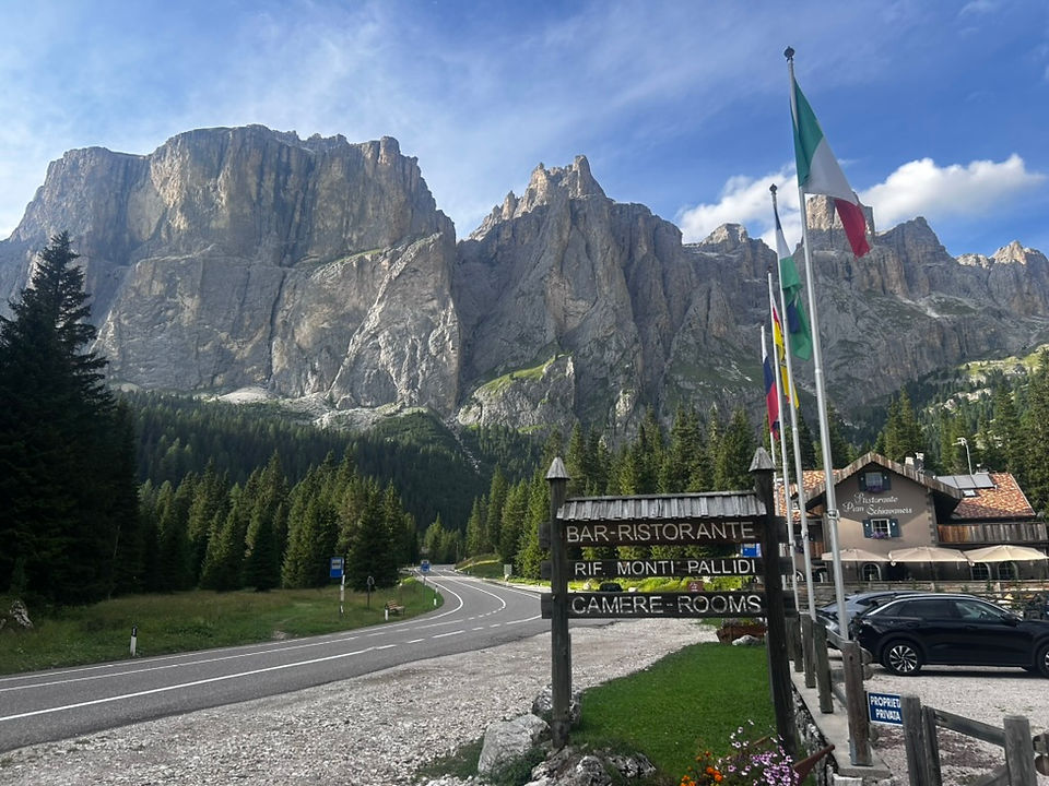 Passo Sella ל- Val di Fassa