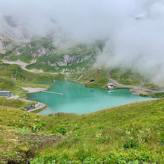 האגם הנחבא Zürser see