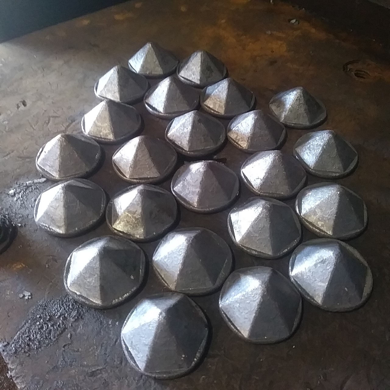 Pyramid head faux rivets