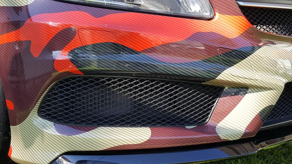 Thumbnail: Mercedes-A45-AMG-Carbon-Fiber-Camouflage-wrapped
