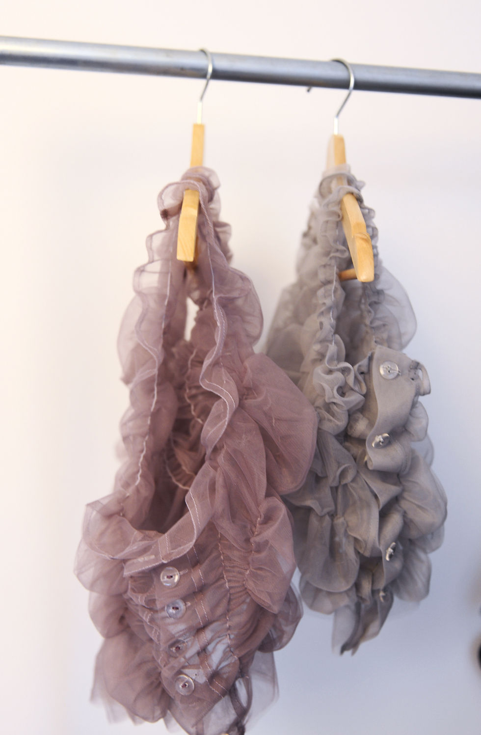 Thumbnail: Top Tul Grey