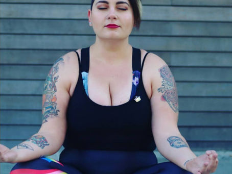 Meet Lana @healingvibesbylana sharing their #yogasavedmylife story with us 💚
