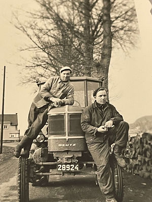 Deux hommes