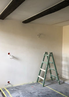 Zimmer wird gestrichen