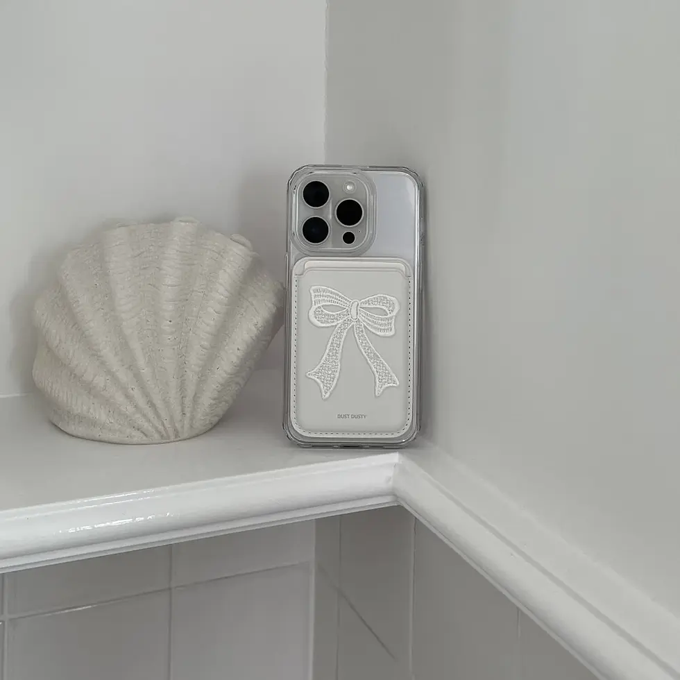 Thumbnail: Magnetic card holder 