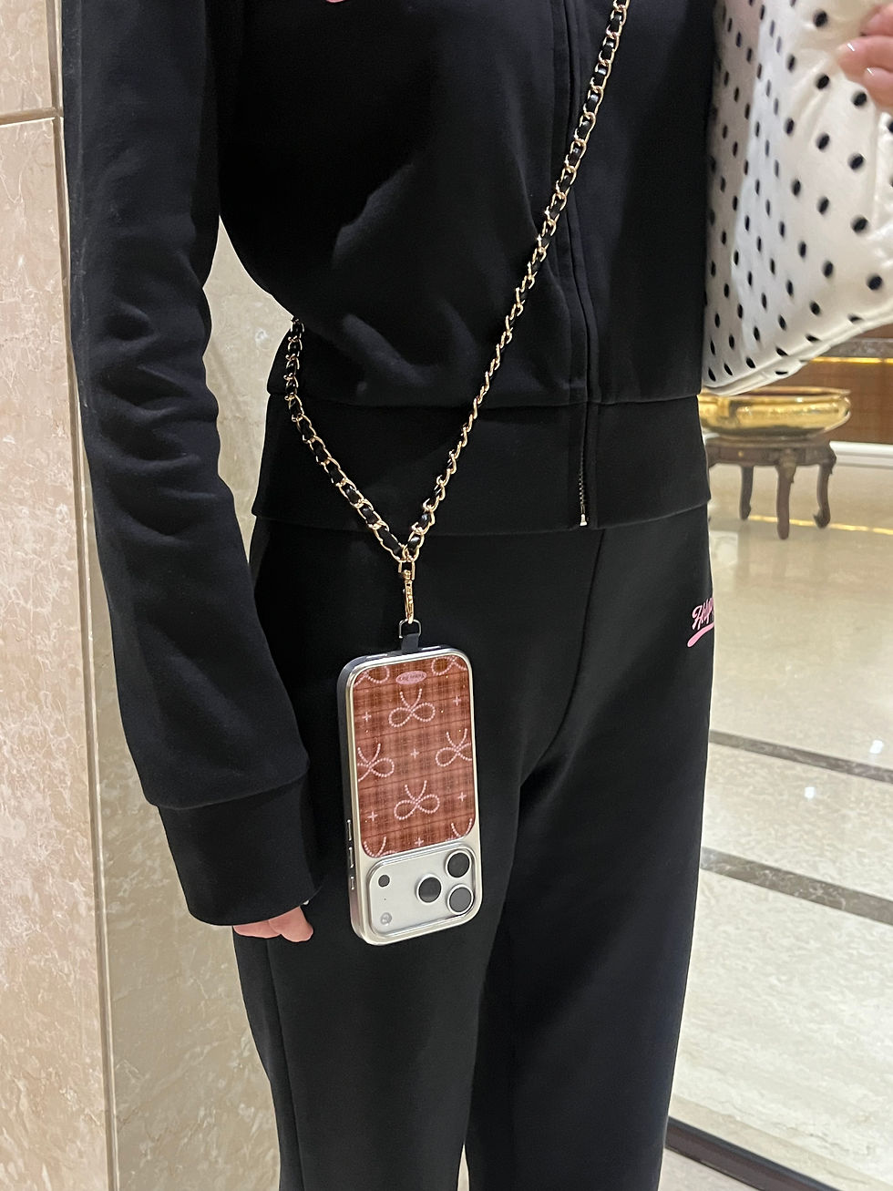 Thumbnail: Crossbody phone strap 