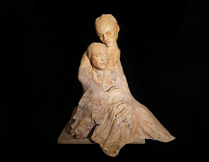 Maria Isabel Ballester's sculpture "Pareja"