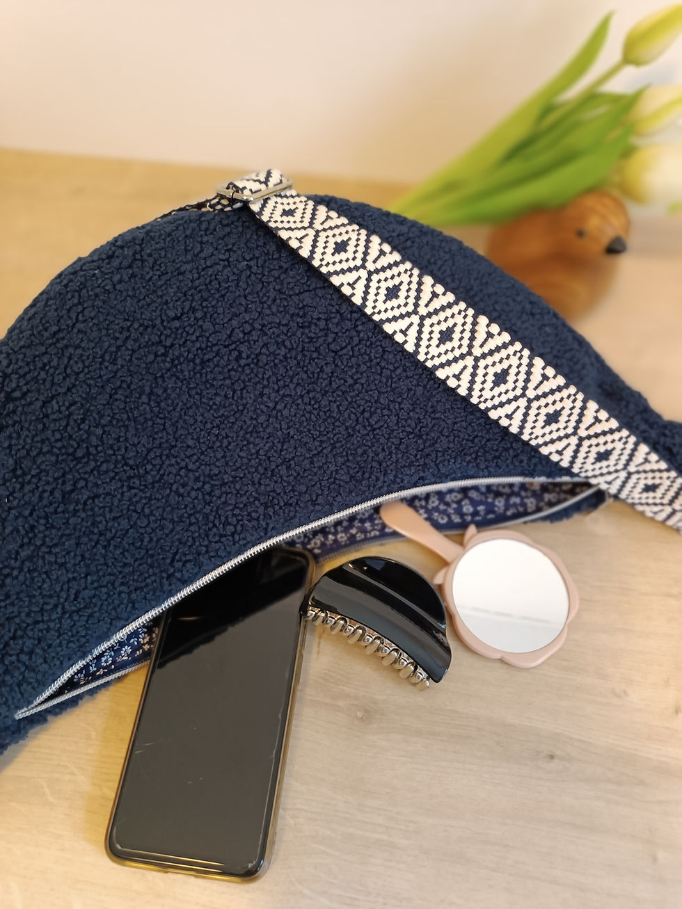 Miniature : Sac demi-lune moumoute et bouclette