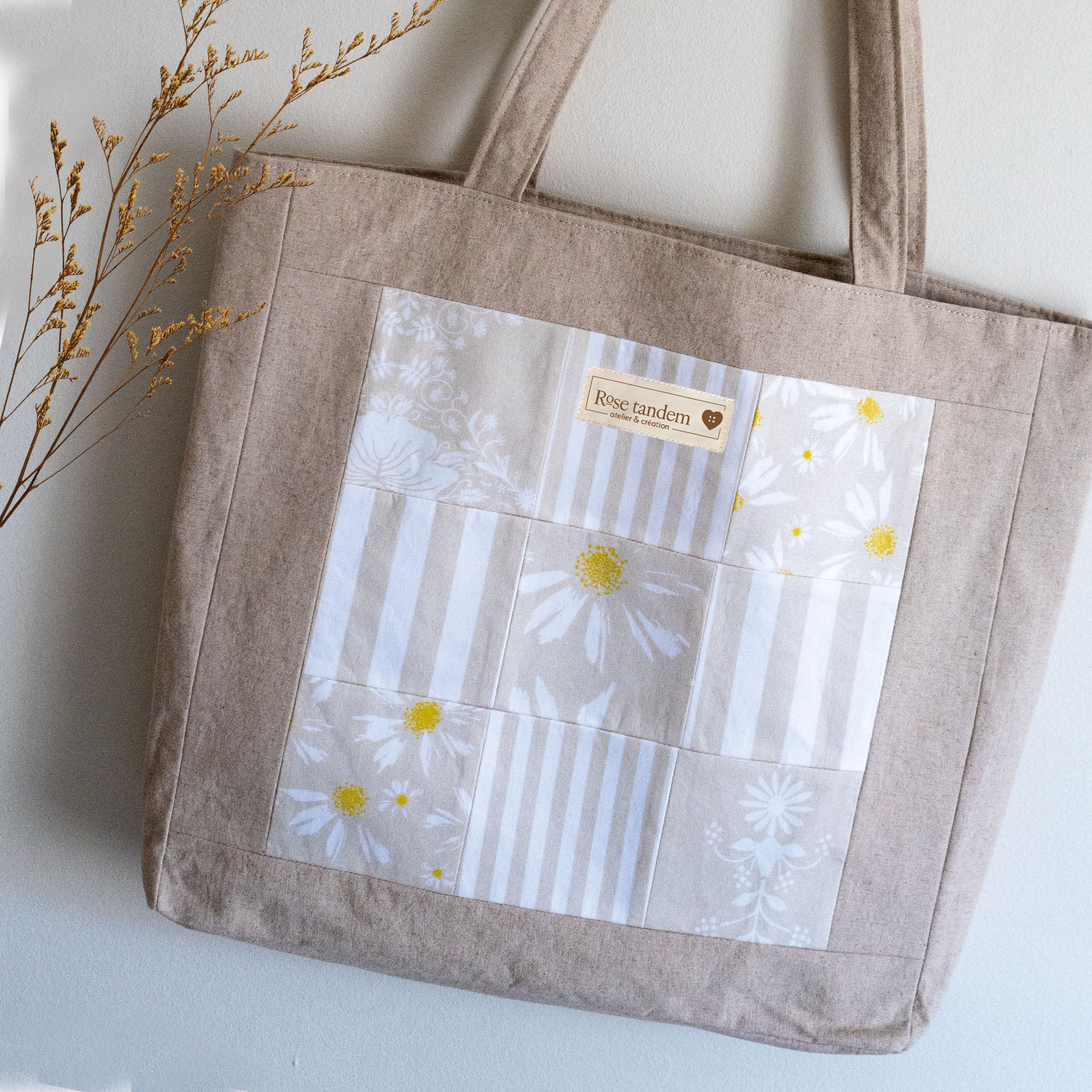 Patchwork Tote Bag - Soft Daisies