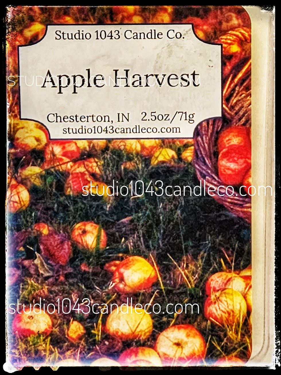 Thumbnail: apple harvest scented wax melts in a 6 cube clamshell, top view