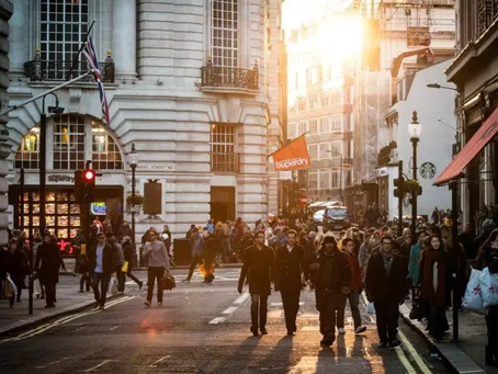 Retail sales fall in February