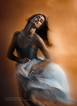 Leigh Photo by Claudio Rodriguez.jpg