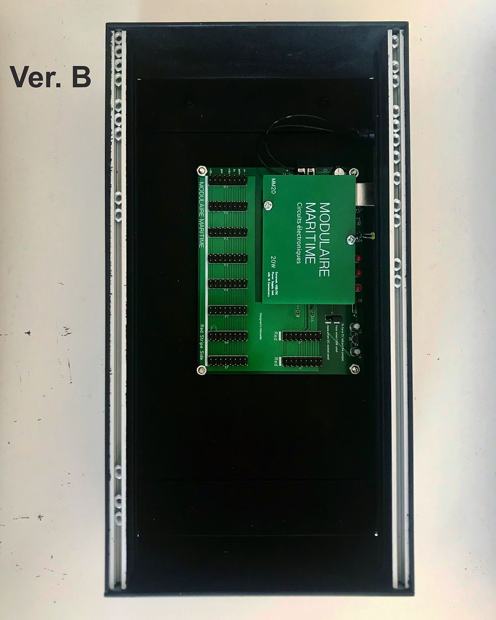 Thumbnail: Conteneur 085. USB/DC Powered case