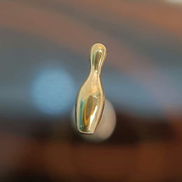 18k Bowling Pin