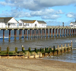 southwold-1605235_1920%20(1)_edited.jpg