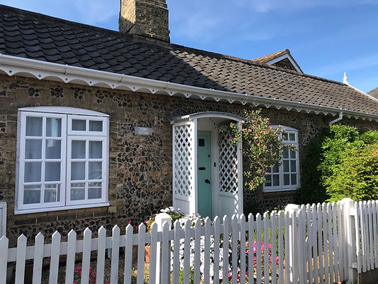 Wider Angle of Front of Flint COttage.jpg