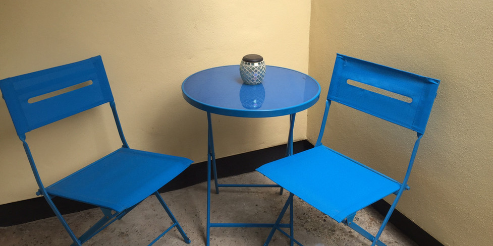 Corner Cottage Seating.jpeg