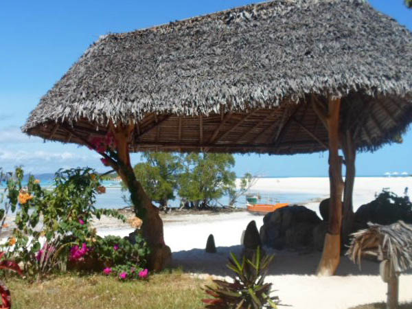 Bungalows and pool at Le Zahir Lodge, Nosy Be, Madagascar