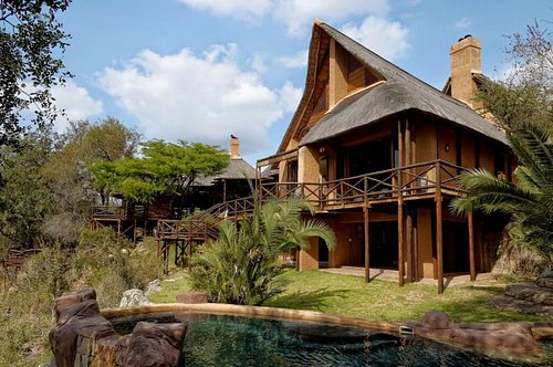 Lukimbi Safari Lodge 
