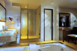 Victoria senior suite