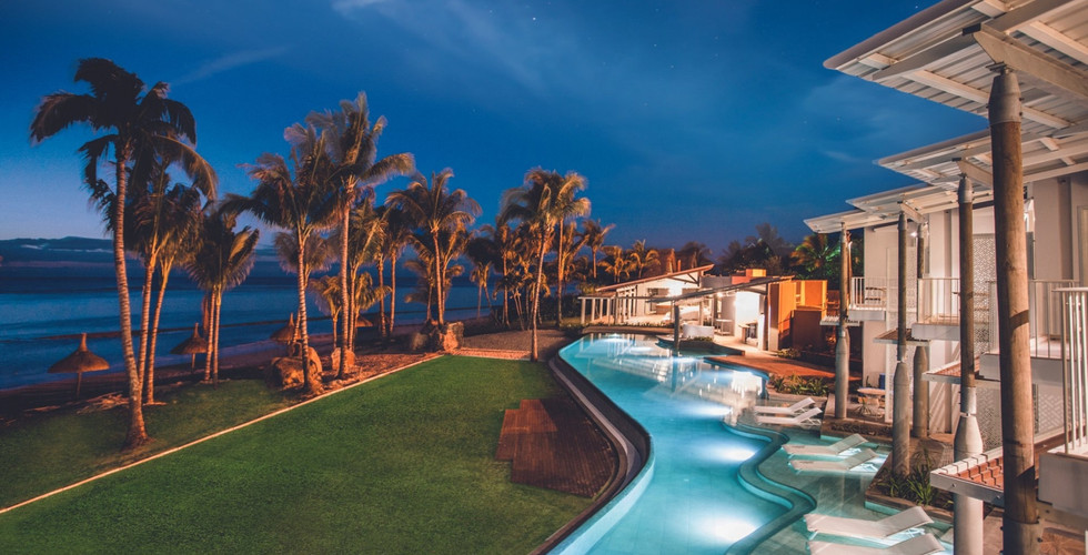 Victoria Beachcomber Resort & Spa