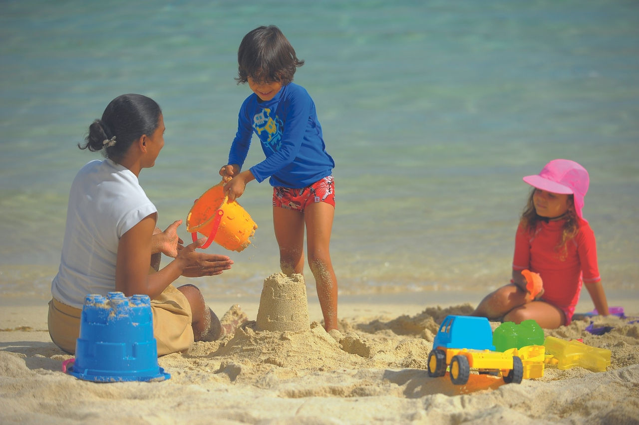 Children playing at Bob Marlin Kids Club at Paradis Beachcomber