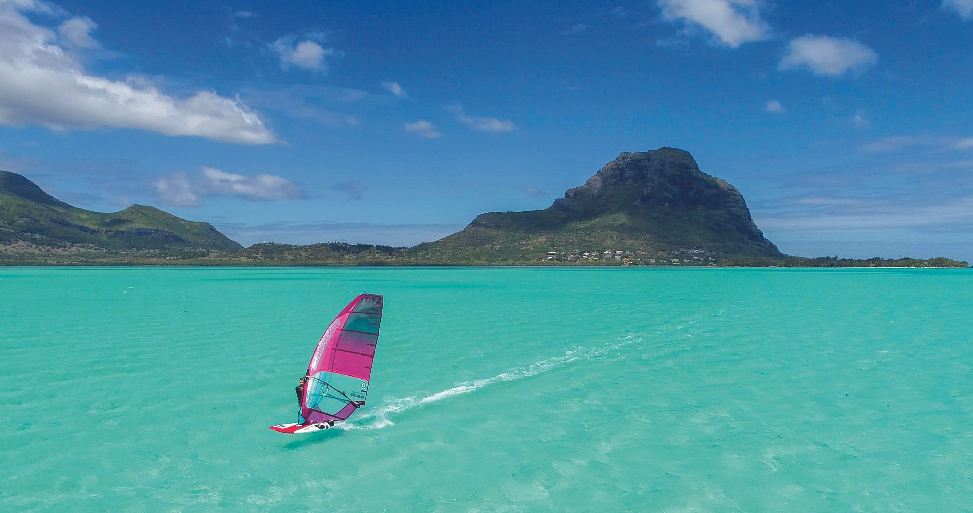 Paradis Beachcomber Golf Resort & Spa 