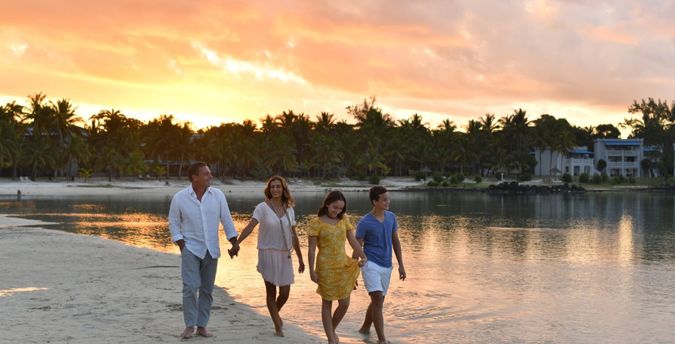 Sunset walks at Shandrani Beachcomber Mauritius