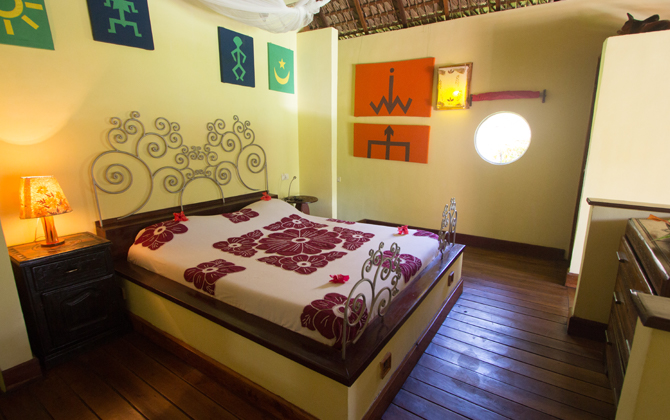 Bungalows and pool at Le Zahir Lodge, Nosy Be, Madagascar