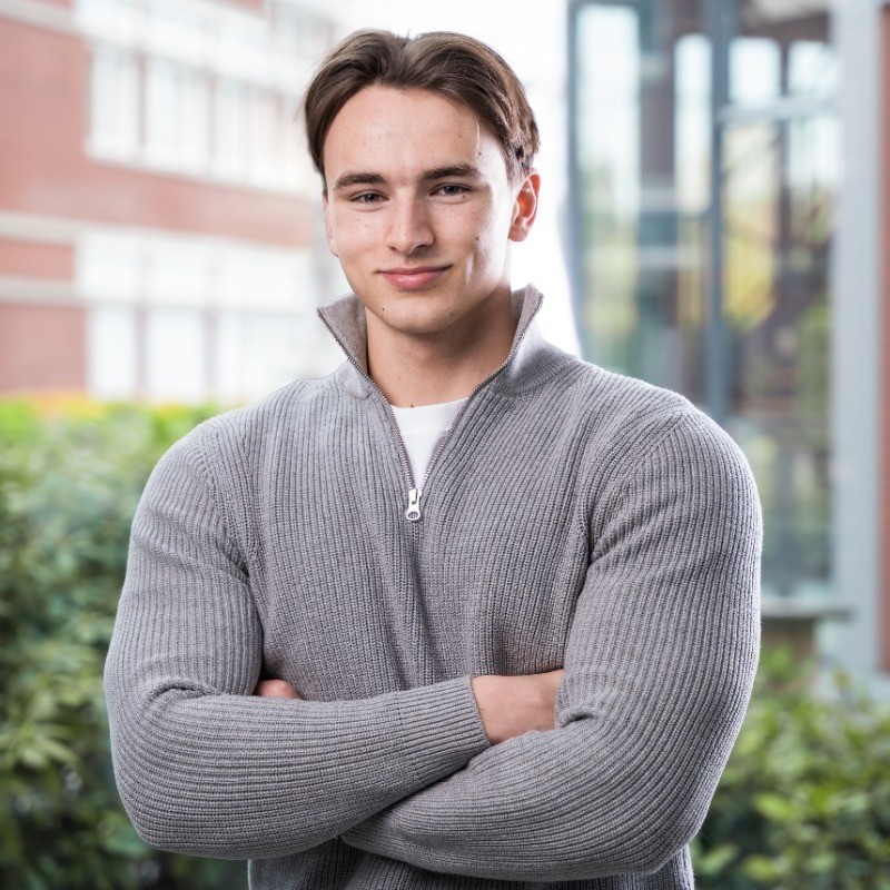 Relatiemanager Dani Brouwer kun je bellen voor detachering gemeenten & omgevingsdiensten - SvNL