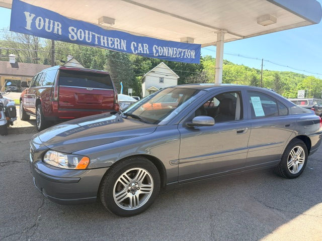 Thumbnail: 2005 Volvo V60 2.5T AWD