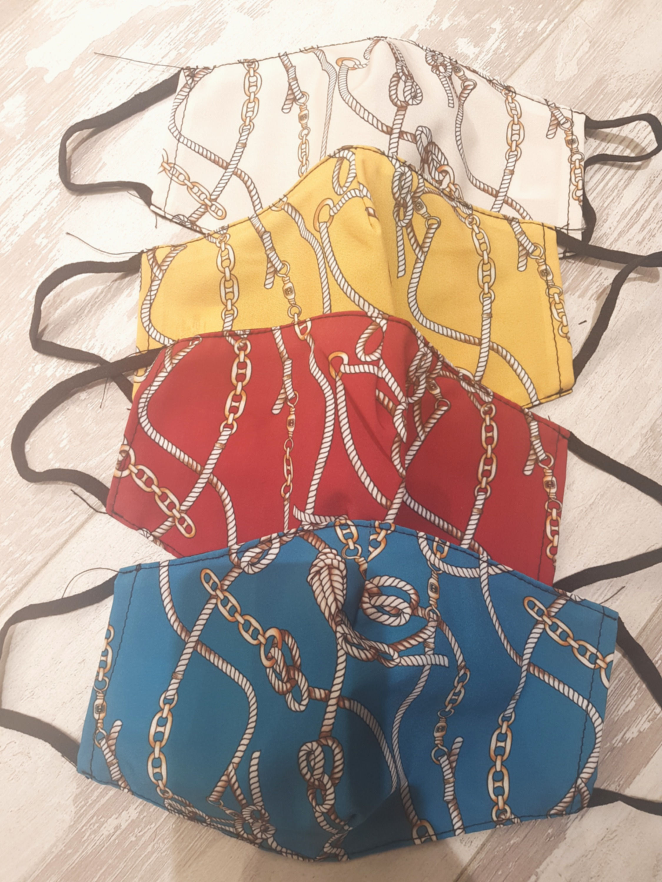 Mascherine in fantasia con tasca per cambio filtro