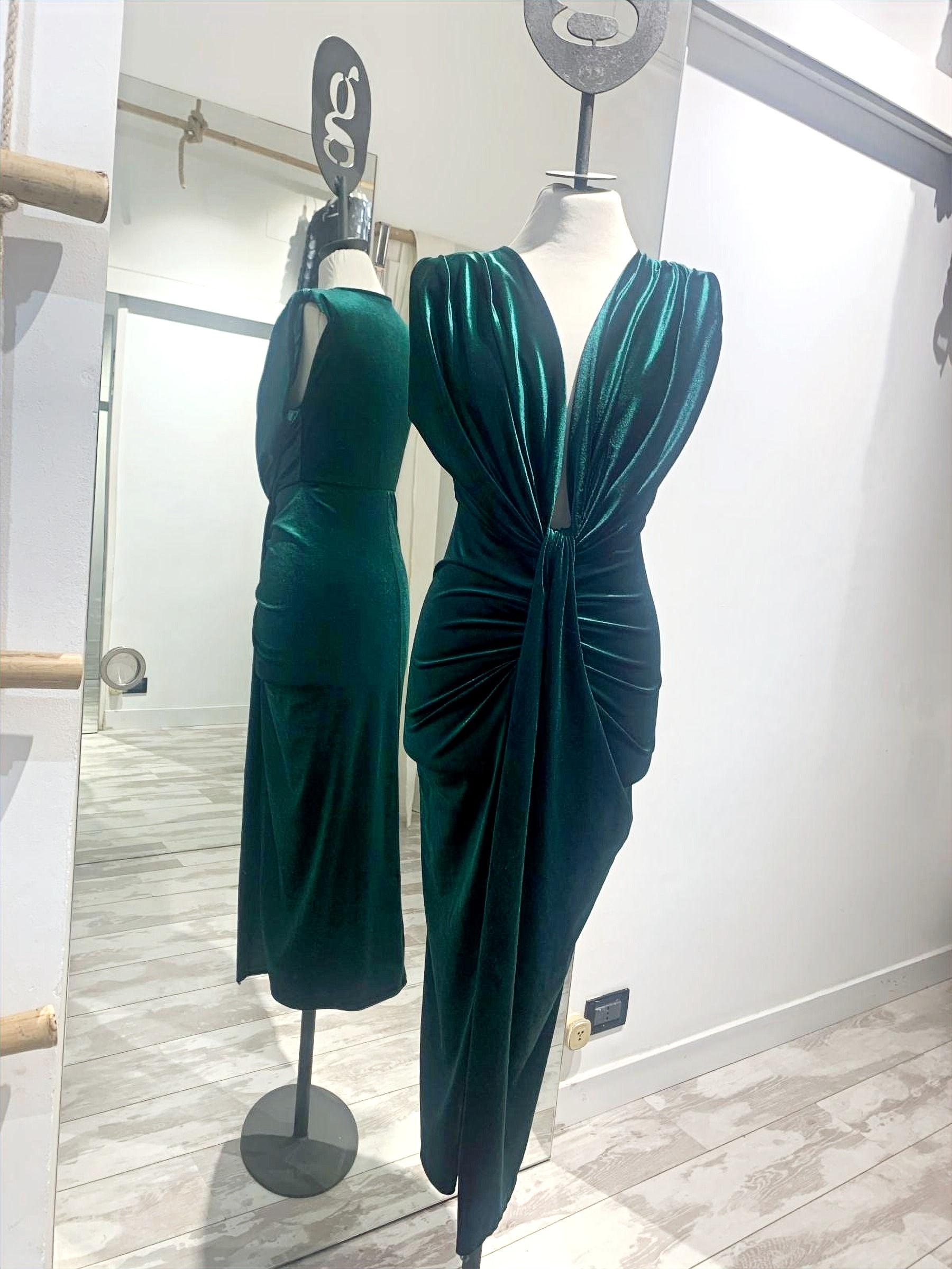 Abito in velluto verde bottiglia