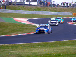 BTCC: Hill takes second win of the day in an excellent drive