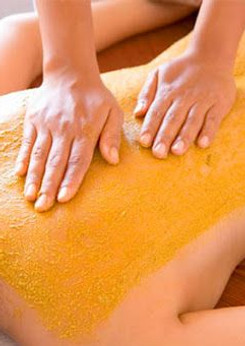 Javanese-Lulur-Spice-Body-Scrub.jpg