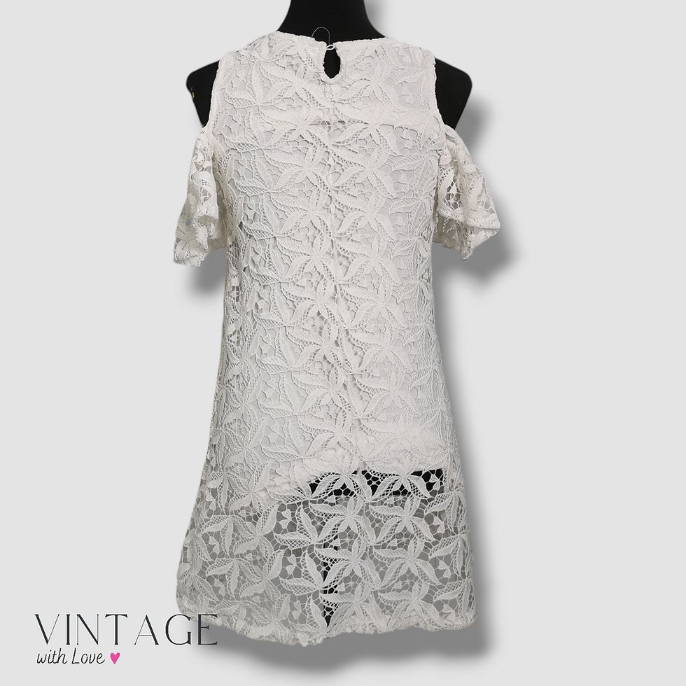 Thumbnail: Zara White Off Shoulder Textured Dress - Size 13/14 yrs