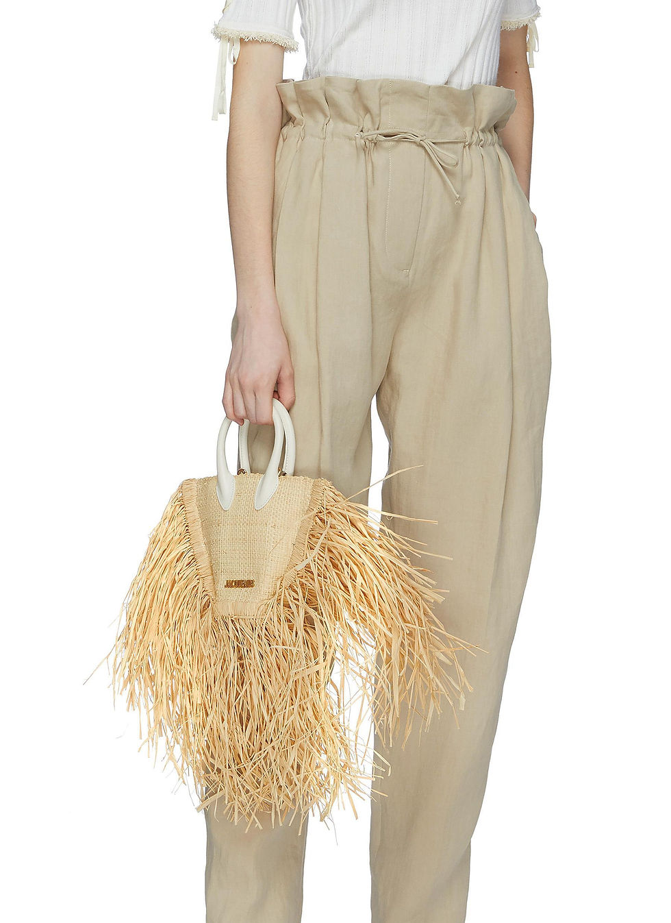ภาพขนาดย่อ: JAC003 :  JACQUEMUS Le Petit Baci Fringed Raffia Mini BEIGE