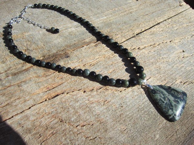 Crocodile Jasper & Onyx Necklace