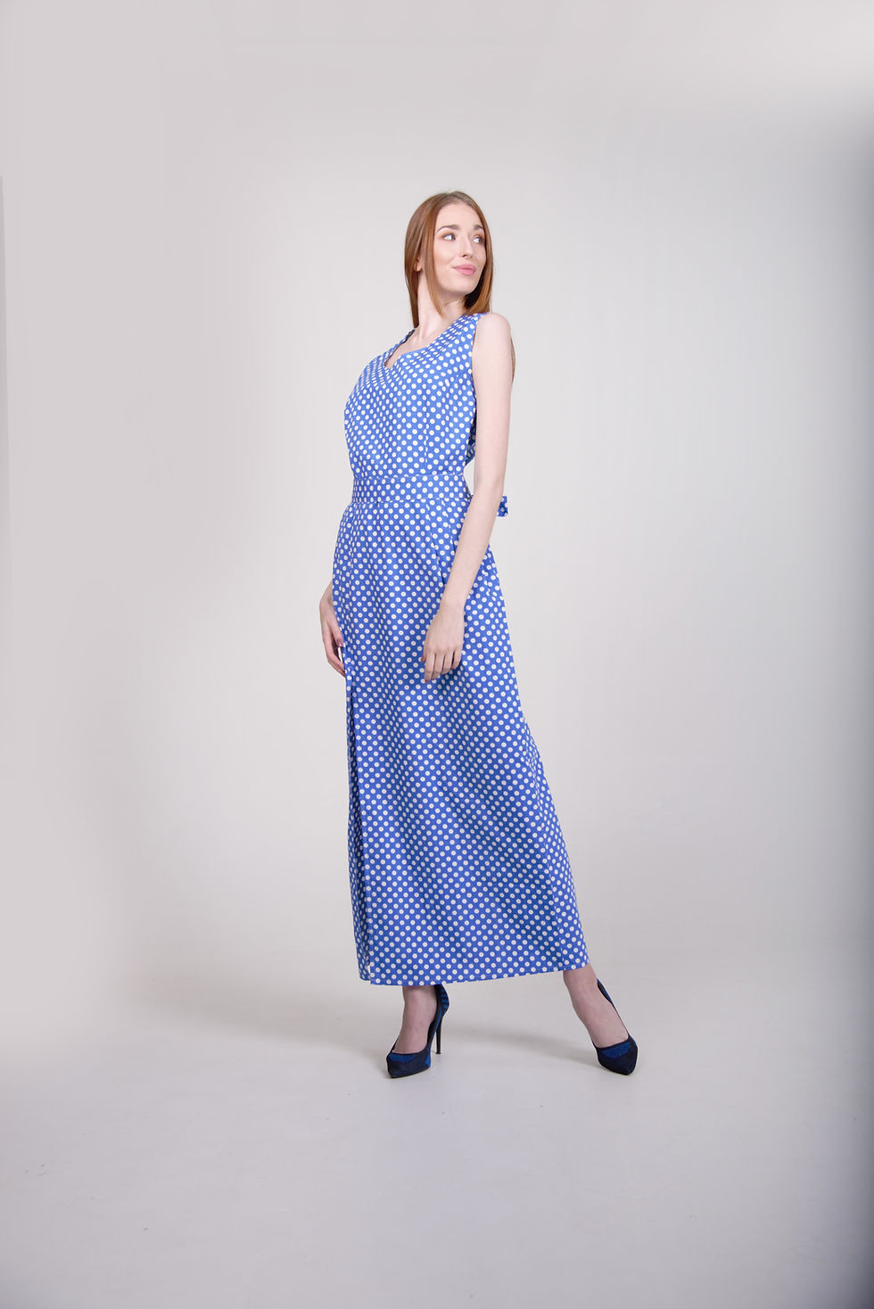 Miniaturbild: Blue Polka Dot Dress
