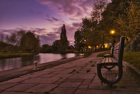 kevin-neagle-media-photography-doncaster-landscape-sprotbrough-canal-bench-purple-sky.jpeg