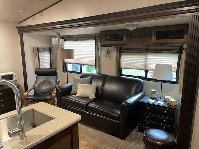 Thumbnail: Jackson Trailer